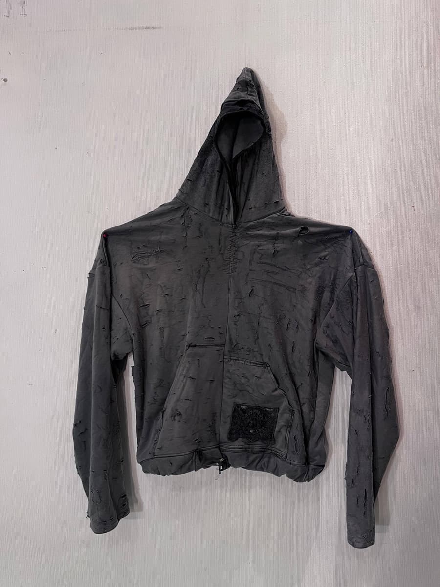 DOUBLE-HOODED HOODIE photo 2