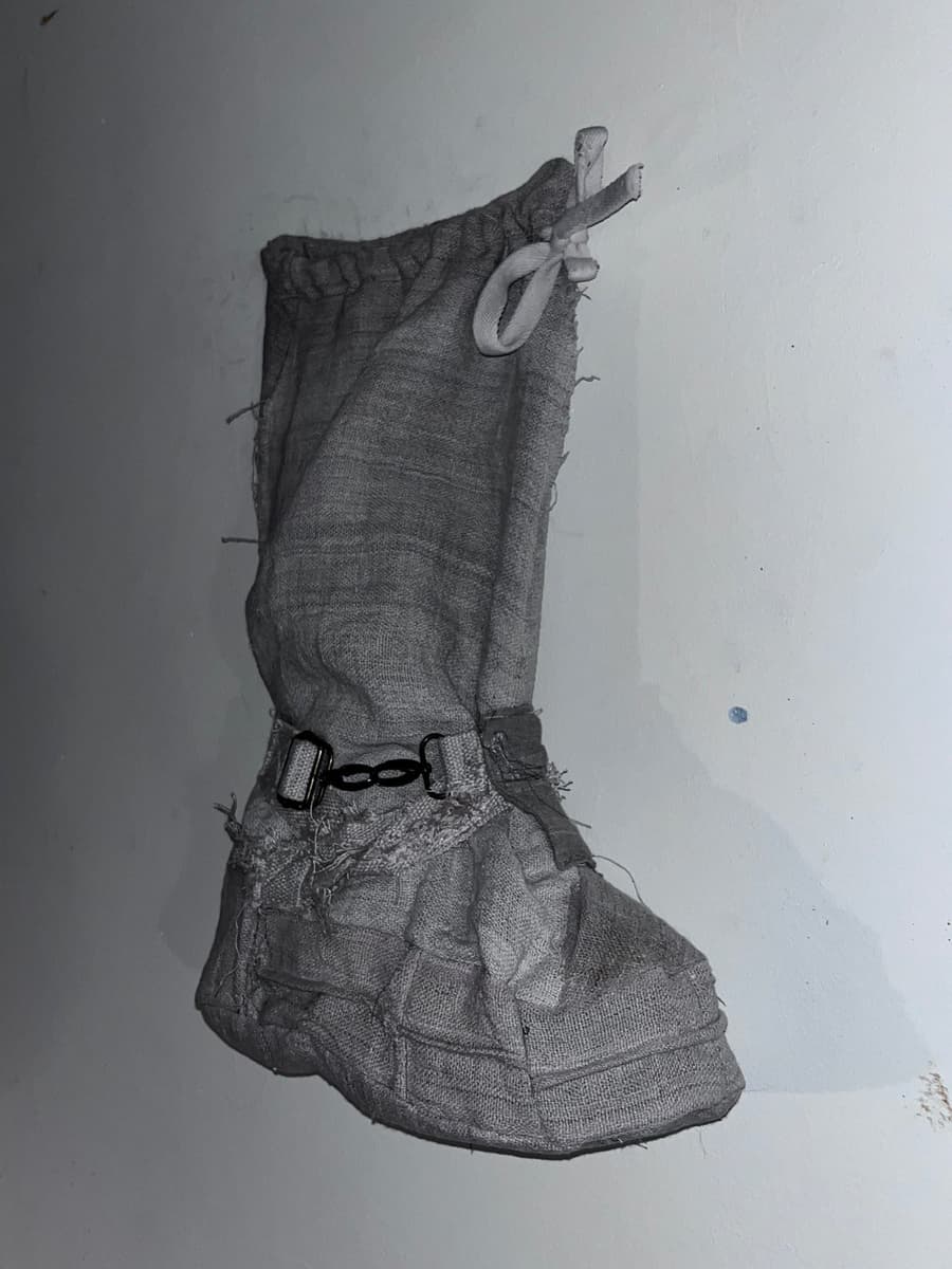 LOST LINEN SHOE COVERS photo 3