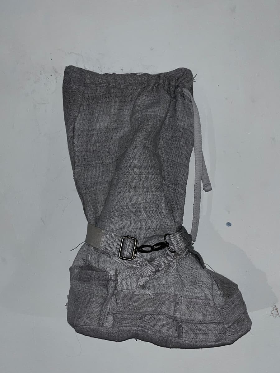 LOST LINEN SHOE COVERS photo 5