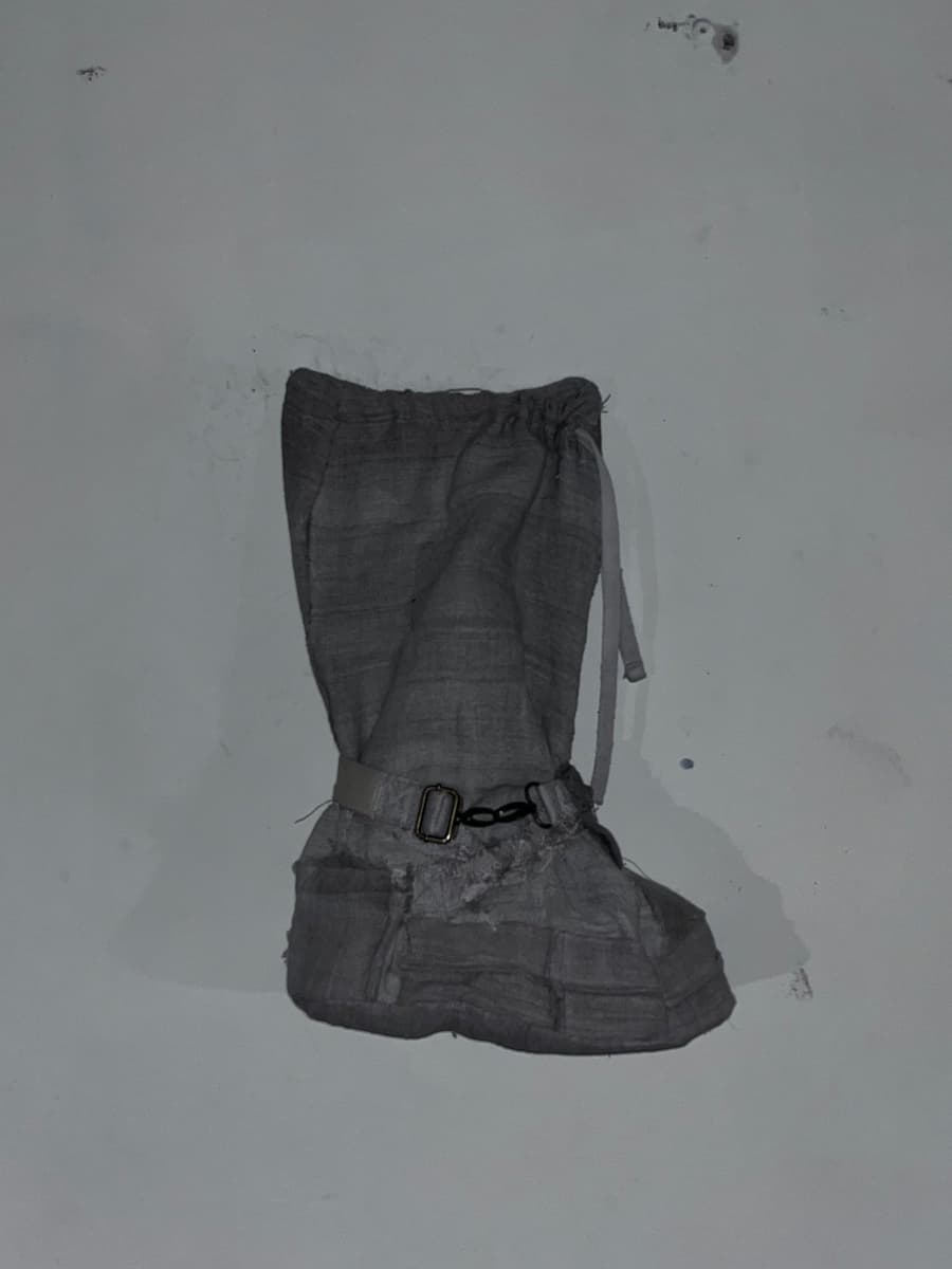 LOST LINEN SHOE COVERS photo 6